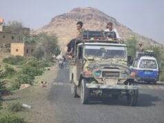 Spinti dalla disperazione: gli yemeniti ricorrono a pericolose alternative energetiche