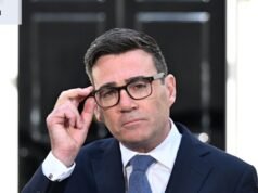 Il discorso del nuovo primo ministro britannico alla storia è iniziato con le scuse. Amen