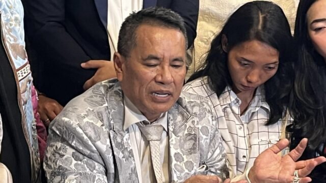 66571fb0a2a18-hotman-paris-semoga-kasus-vina-bisa-sampai-ke-telinga-presiden_1265_711.jpeg