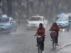 BMKG afferma che un certo numero di grandi città indonesiane hanno il potenziale per piogge di fulmini, ecco un elenco delle aree