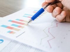 L’economista rivela le ragioni per cui gli investimenti indonesiani hanno raggiunto i 1.010 trilioni di IDR, anche se l’economia globale è piena di incertezza