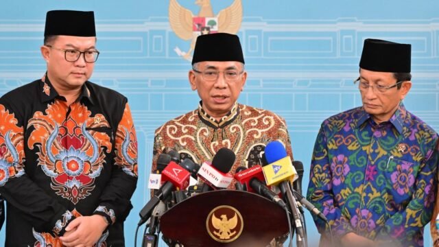 69823c82614dc-ketua-umum-pbnu-yahya-cholil-staquf-atau-gus-yahya-tengah_gemini_1265_711.jpg
