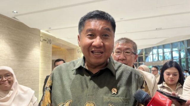 69f31bc37b0c0-menteri-perumahan-dan-kawasan-permukiman-pkp-maruarar-sirait_gemini_1265_711.jpg