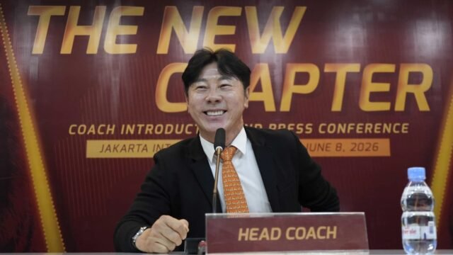 6a27563b4b4e9-pelatih-baru-persija-jakarta-shin-tae-yong_gemini_1265_711.jpg