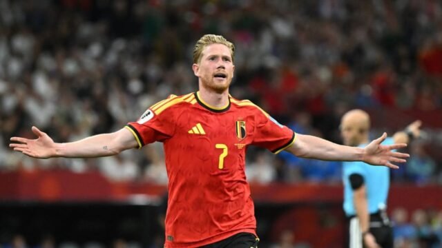 6a3f5974a4f4b-pemain-bintang-belgia-kevin-de-bruyne-usai-cetak-gol-ke-gawang-selandia-baru-di-piala-dunia-2026_gemini_1265_711.jpg