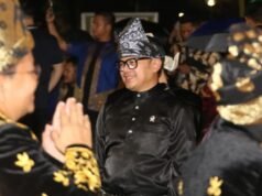 Il vice ministro degli Interni Bima Arya ha sottolineato che il Carnevale culturale indonesiano mostra lo spirito di collaborazione tra le città indonesiane
