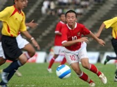 Ricordi ancora Irvin Museng? L’ex Wonderkid della nazionale indonesiana che si era allenato all’Ajax è finito come operaio edile