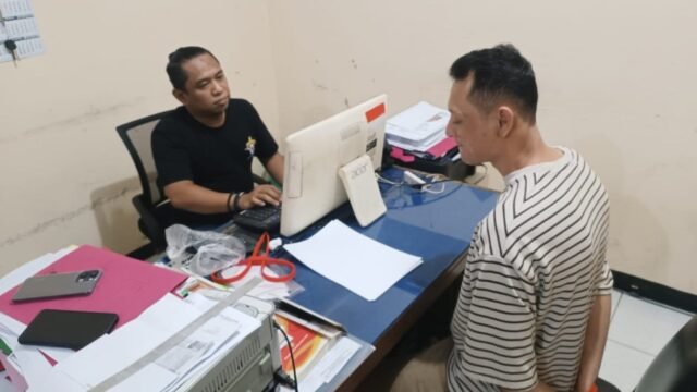 6a4aaf3717dd9-fredik-risya-samuel-kanan-pelaku-penganiayaan-pada-pemotor-di-jagakarsa_gemini_1265_711.jpg