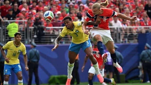 6a4ad2a5b2ed4-penyerang-norwegia-erling-haaland-saat-mencetak-gol-ke-gawang-brasil-di-piala-dunia-2026_gemini_1265_711.jpg