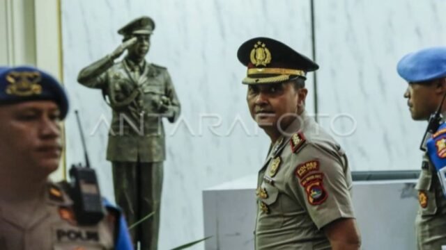6a4d4456431ff-mantan-kapolres-bima-kota-akbp-didik-putra-kuncoro_gemini_1265_711.jpg