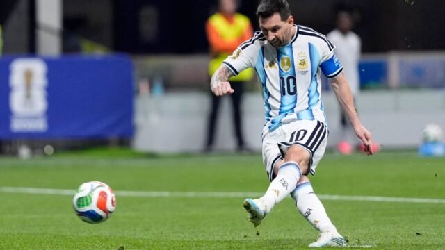 6a4dea82bf0f7-lionel-messi_gemini_1265_711.jpg