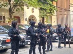 Bar e cambiavalute nel sud di Giakarta perquisiti in relazione a 3 casi di corruzione, polizia: chi ostacola le indagini può essere processato