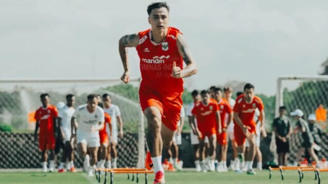 6a4e50ddeebe0-latihan-timnas-indonesia-jelang-piala-aff-2026_gemini_1265_711.jpg