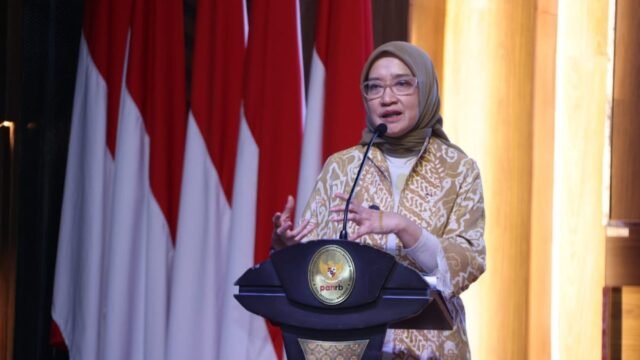6a51aec9b8a1e-menteri-panrb-rini-widyantini_gemini_1265_711.jpg
