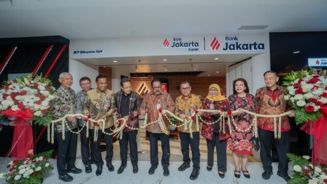 6a5e41d4b612f-bank-jakarta-meluncurkan-new-look-branch_gemini_1265_711.jpg