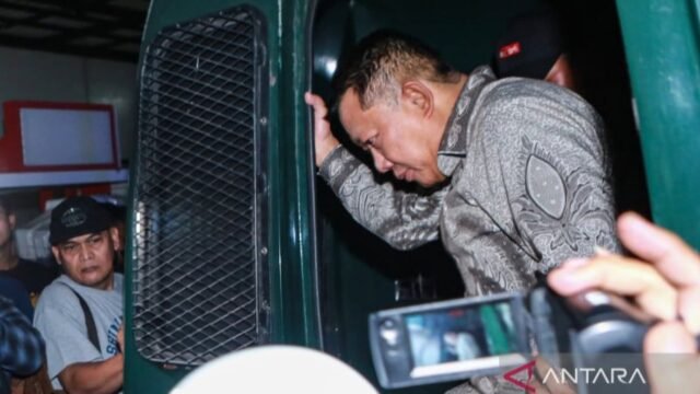 L’ex Jampidsus Febrie Adriansyah presumibilmente coinvolto nel TPPU mentre prestava servizio come pubblico ministero L’ex Jampidsus Febrie Adriansyah presumibilmente coinvolto nel TPPU mentre prestava servizio come pubblico ministero