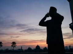 L’ora dell’alba arriverà presto, puoi ancora eseguire la preghiera Tahajud? Questo è ciò che consiglia Buya Yahya