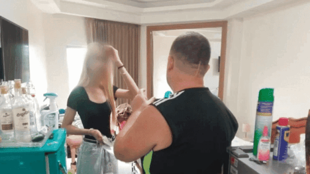 705e76934674c7b4b565d109236240b927b1148745ab63d3f8c6aed9b23d373d.gif