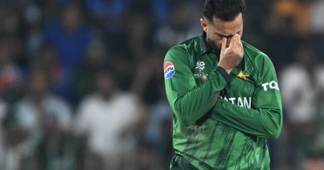 AFP__20260215__97MC4JT__v2__MidRes__TopshotCricketIccMensT20Wc2026IndPak-1771234603.jpg