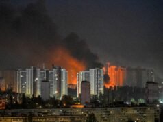 Gli attacchi russi all’Ucraina uccidono 11 persone alla vigilia del vertice NATO, dicono le autorità