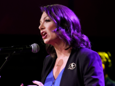 Il presidente del Partito Democratico della Florida ammette che il socialismo non vende nel Sunshine State: le persone sono fuggite dai regimi comunisti