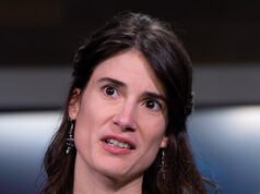 La deputata Marie Gluesenkamp Perez elude le vittorie dei socialisti democratici e afferma di condividere la “frustrazione e la rabbia” degli elettori