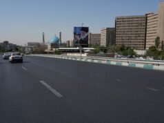 L’economia iraniana deve affrontare una lunga strada verso la ripresa mentre la fragile tregua è messa alla prova
