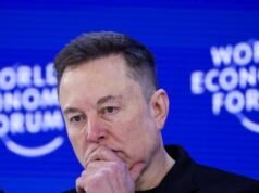 Coppia sposata muore nel primo incidente mortale con una Tesla