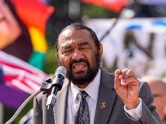 I democratici dimostrano quanto disprezzano l’America: dal “Grande Satana” alla denuncia della Dichiarazione di Indipendenza