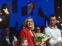 Le Pen batterebbe qualsiasi avversario alle elezioni presidenziali francesi: sondaggio