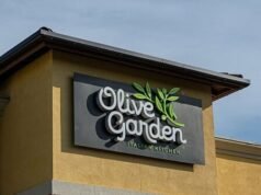 Olive Garden diventa il centro della battaglia sull’identità degli elettori sulla regola del “Never-Ending Pasta Pass”.