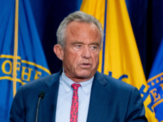 Il presidente Trump spinge RFK Jr. a perseguire la riduzione dei vaccini infantili