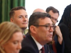Attivisti anti-Trump “assoluti idioti” occupano i posti più importanti nel nuovo governo del Regno Unito