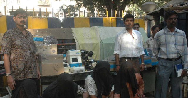 Indian-Criminal-Gang-640x335.jpeg