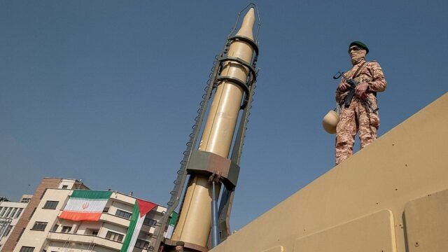 “Vogliamo un’invasione terrestre”: il portavoce iraniano pubblicizza un nuovo missile e vanta decenni di preparazione alla guerra “Vogliamo un’invasione terrestre”: il portavoce iraniano pubblicizza un nuovo missile e vanta decenni di preparazione alla guerra