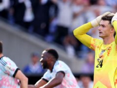 Il portiere dell’USMNT Matt Freese regala un gol gratuito al Belgio con un errore costoso