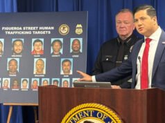 La polizia federale fa irruzione nel distretto del traffico sessuale a Los Angeles