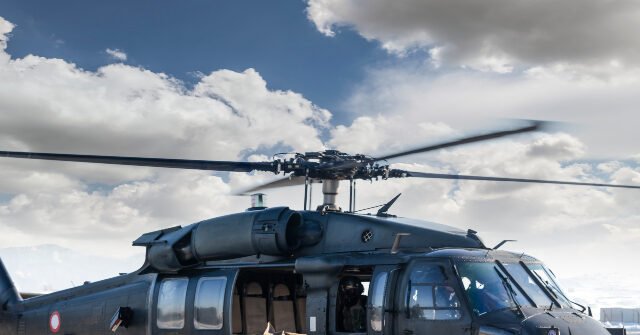 UH-60-Black-Hawk-640x335.jpg