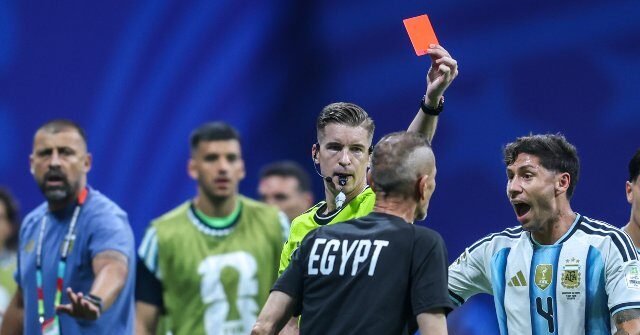 World-Cup-ref-Francois-Letexier-640x335.jpg