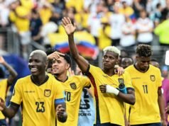 I tifosi del Messico suonano i clacson fuori dall’hotel dell’Ecuador la notte prima dello scontro della Coppa del Mondo