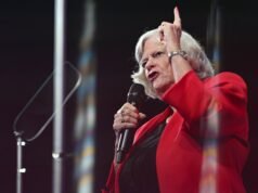 Il sospettato è stato accusato dell’aggressione mortale alla politica britannica Ann Widdecombe