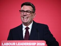 Burnham confermato leader del partito laburista al governo nel Regno Unito, nominato Primo Ministro