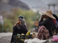Le donne yemenite sostengono le famiglie attraverso l’impresa mentre la crisi economica si fa sentire