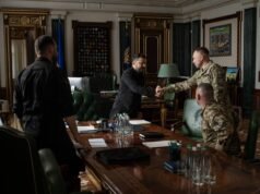 Zelenskyj sostituisce il capo militare ucraino dopo le proteste