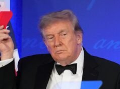 Trump è tornato ad annunciare un’offerta presidenziale per il 2028. È pericoloso presumere che stia scherzando