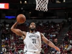Chaney Johnson impressiona i Nets con il suo trambusto e il suo atletismo