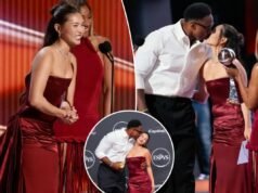Chloe Kim condivide un bacio sul palco con il fidanzato Myles Garrett dopo avergli consegnato l’ESPY Award