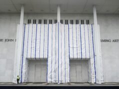L’informatore sostiene che il Kennedy Center ha “affrettato” i lavori di ristrutturazione per compiacere Trump