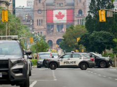 Un uomo armato ha sparato al consolato americano a Toronto, quest’anno è stato sparato per la seconda volta un edificio