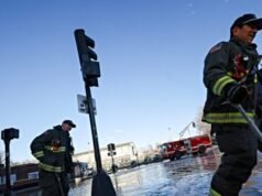 GUARDA: Una massiccia rottura dell’acqua allaga le strade di West Hollywood